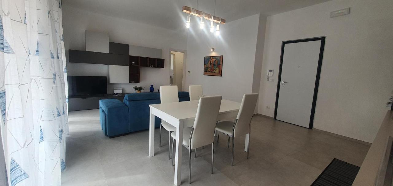 Ferienwohnung Casa Riblo E Flo Monopoli Exterior foto